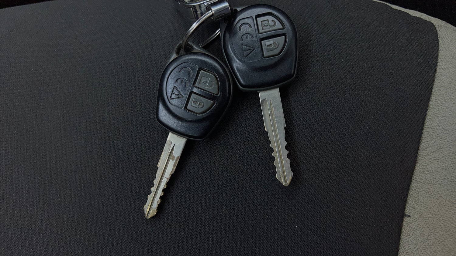 Used 2018 Maruti Suzuki Baleno Delta 1.2 Petrol Manual extra CAR KEY VIEW
