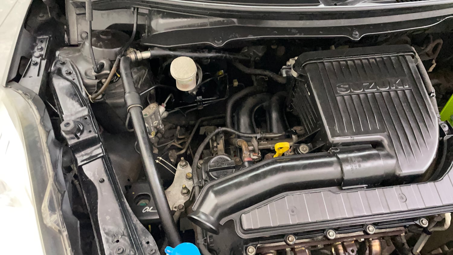 Used 2016 Maruti Suzuki Swift Dzire VXI Petrol Manual engine ENGINE RIGHT SIDE VIEW