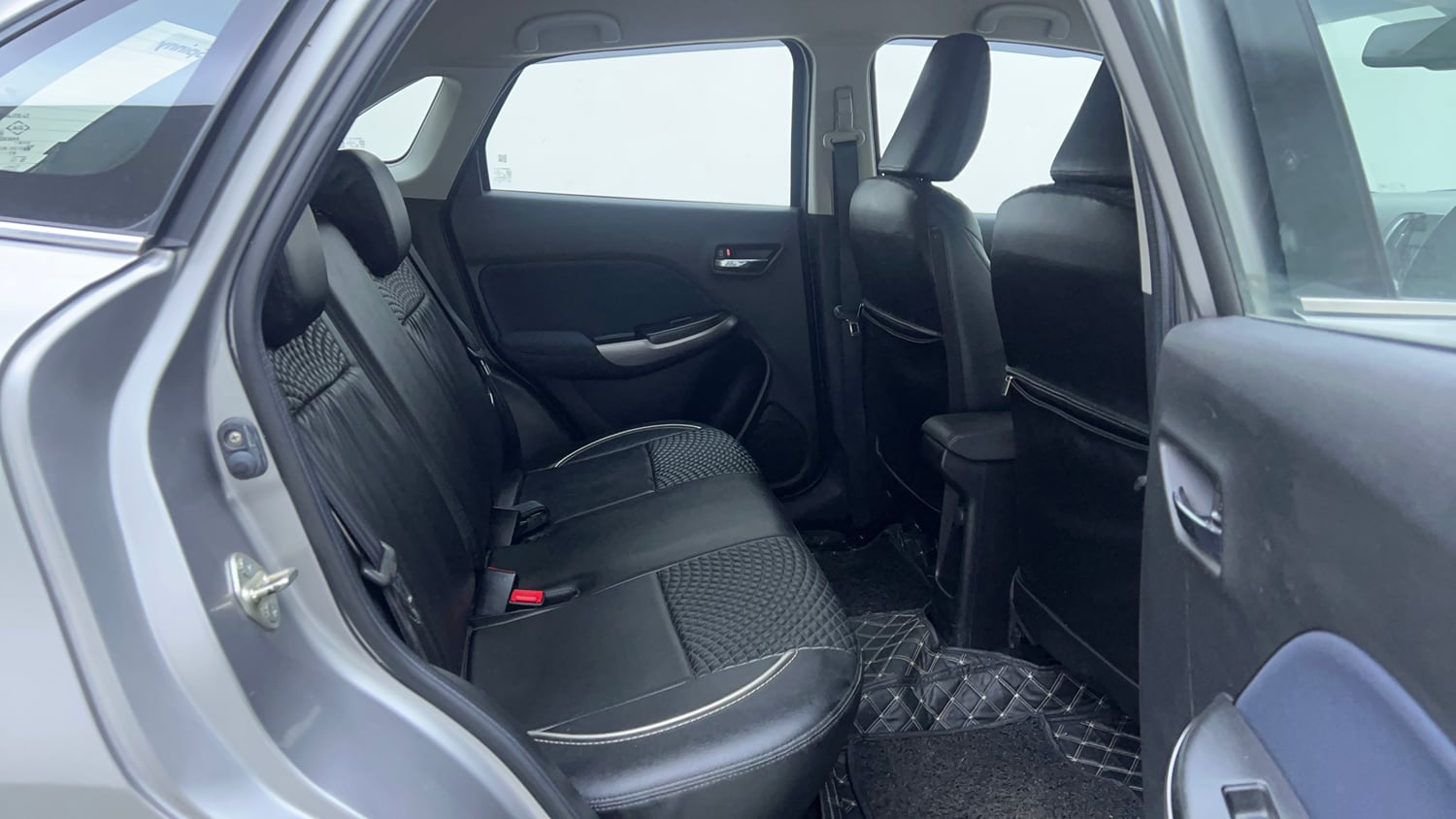 Used 2021 Maruti Suzuki Baleno Zeta Petrol Manual interior RIGHT SIDE REAR DOOR CABIN VIEW