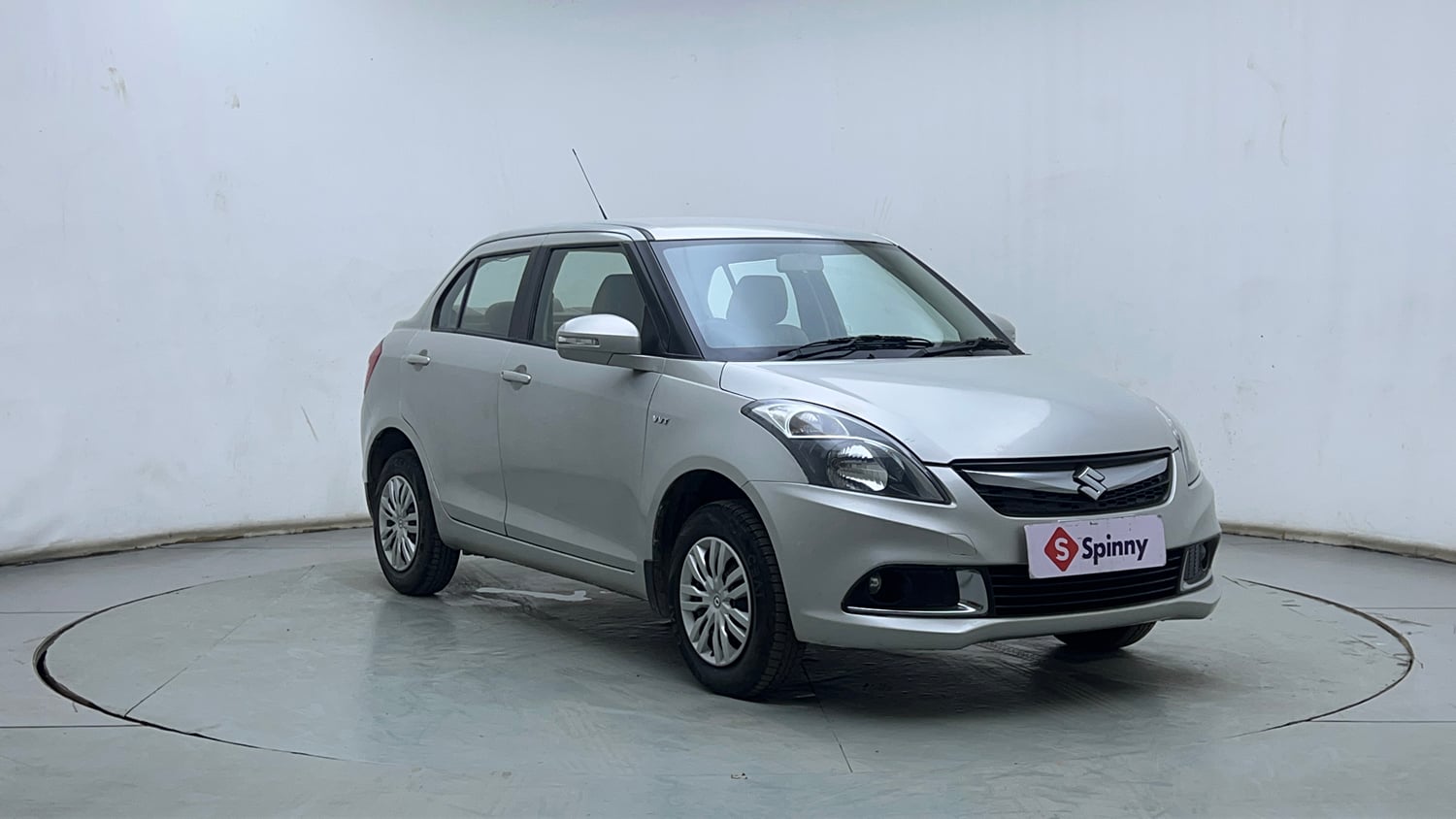 Used 2016 Maruti Suzuki Swift Dzire VXI Petrol Manual exterior RIGHT FRONT CORNER VIEW