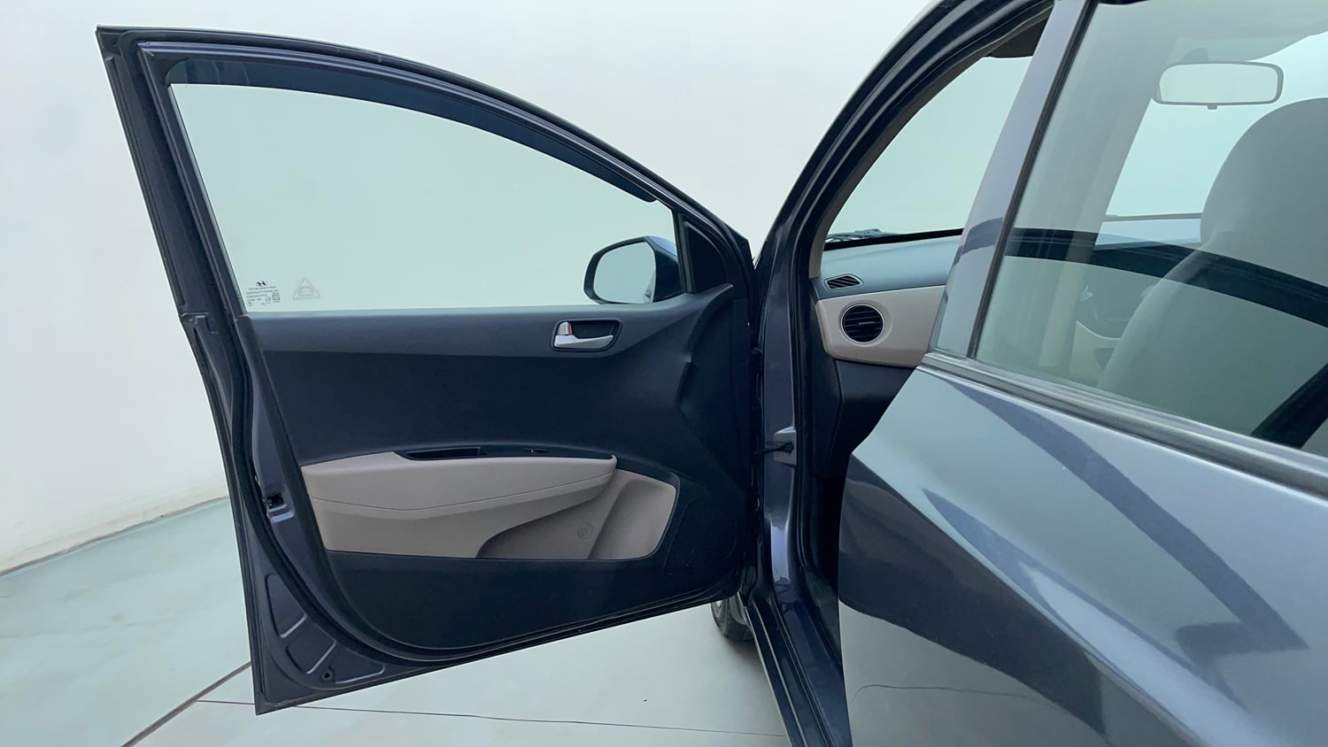 Used 2014 Hyundai Grand i10 Sportz 1.2 Kappa VTVT Petrol Manual interior LEFT FRONT DOOR OPEN VIEW
