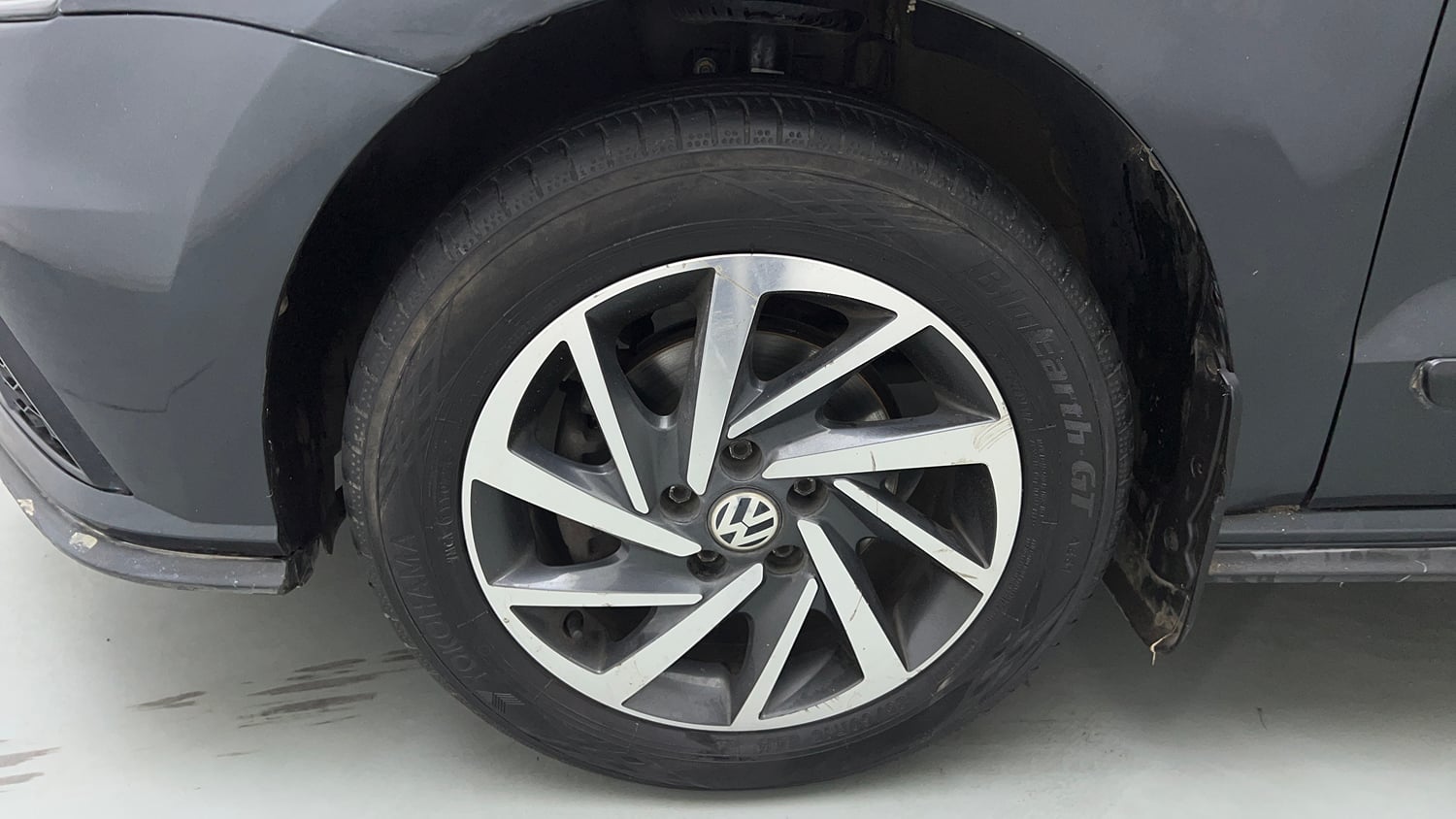 Used 2021 Volkswagen Polo Comfortline 1.0L MPI Petrol Manual tyres LEFT FRONT TYRE RIM VIEW