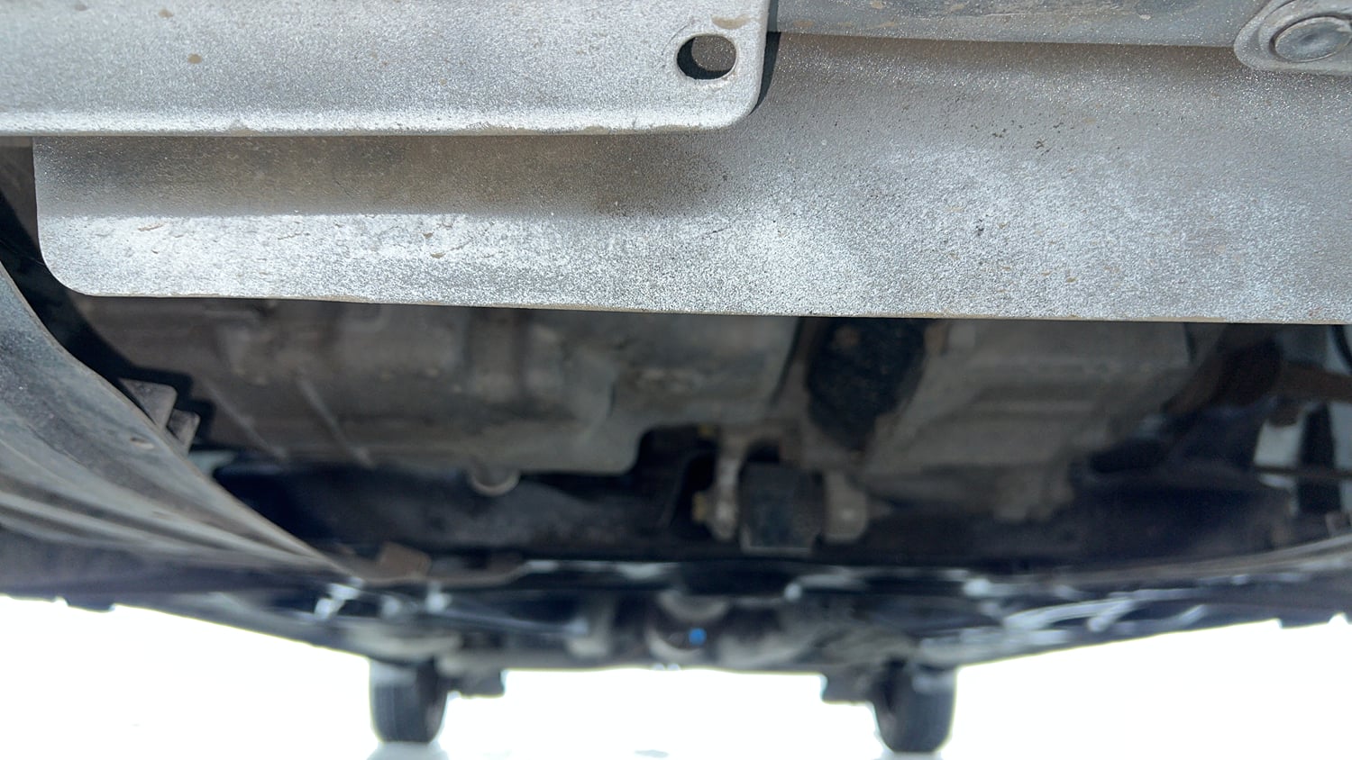 Used 2014 Honda Amaze 1.2 S i-VTEC Petrol Manual extra FRONT LEFT UNDERBODY VIEW