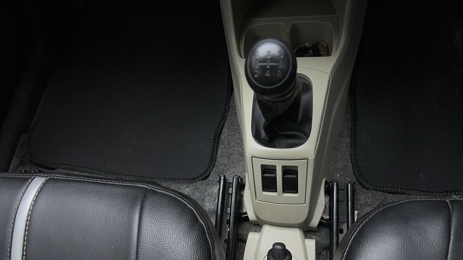 Used 2021 Maruti Suzuki Alto 800 LXi (O) Petrol Manual interior GEAR  KNOB VIEW