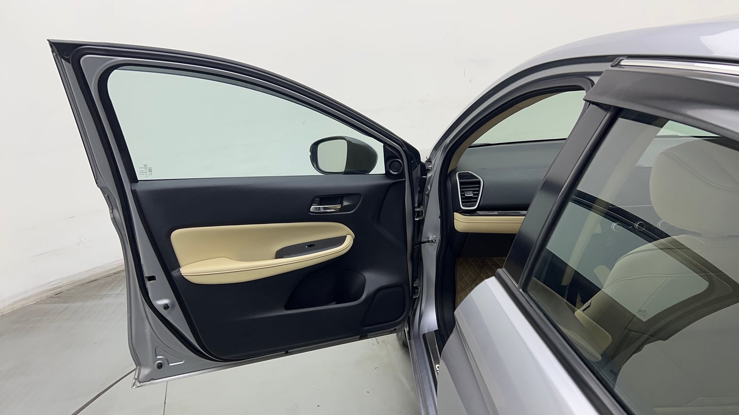 Used 2022 Honda City ZX Petrol Petrol Manual interior LEFT FRONT DOOR OPEN VIEW