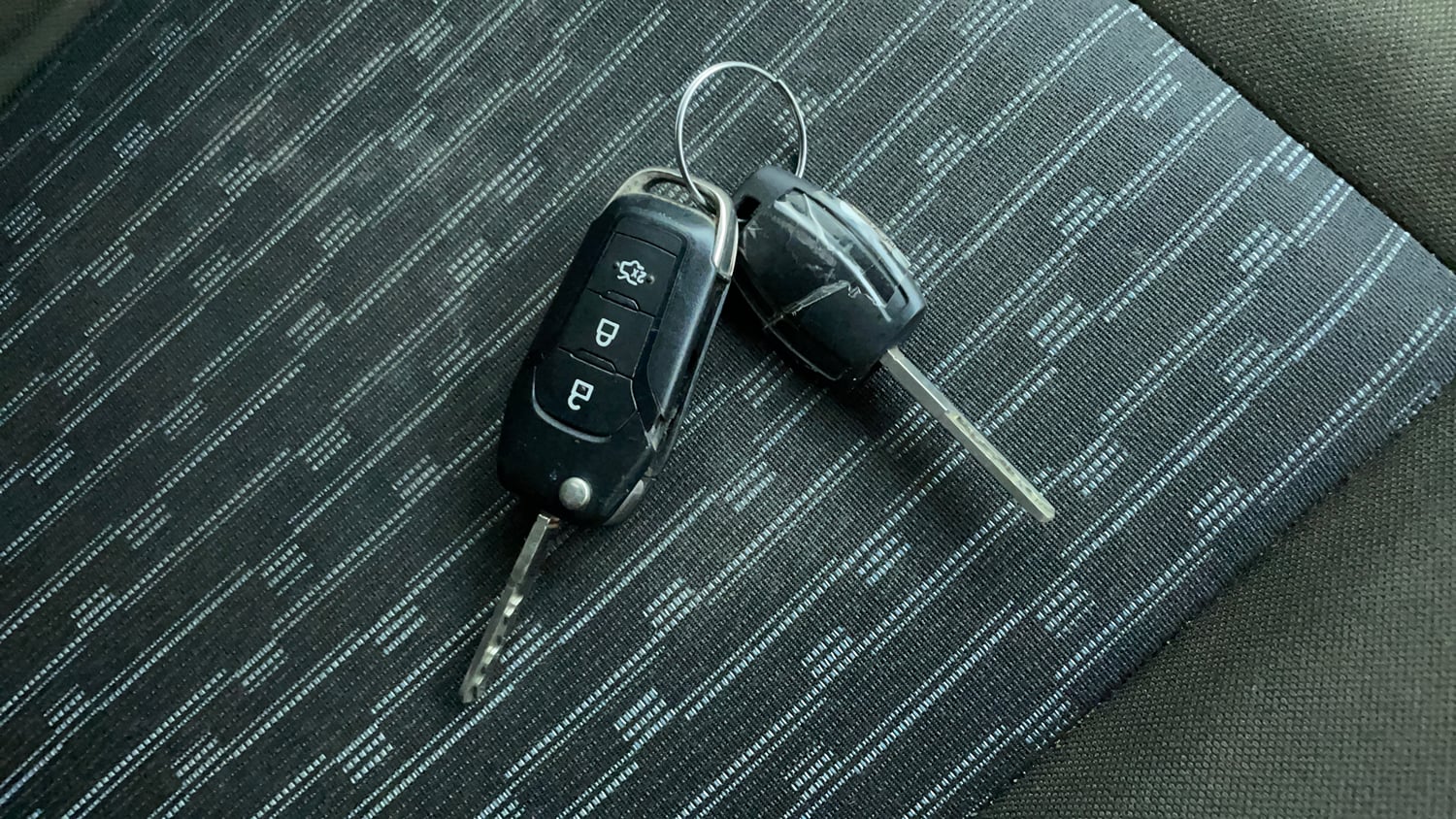 Used 2017 Ford Figo Trend 1.2 Ti-VCT Petrol Manual extra CAR KEY VIEW
