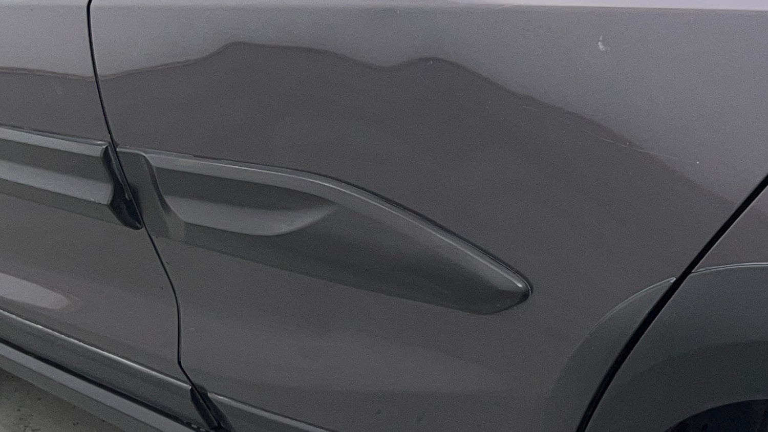 Used 2022 Honda WR-V VX MT Petrol Petrol Manual dents MINOR DENT