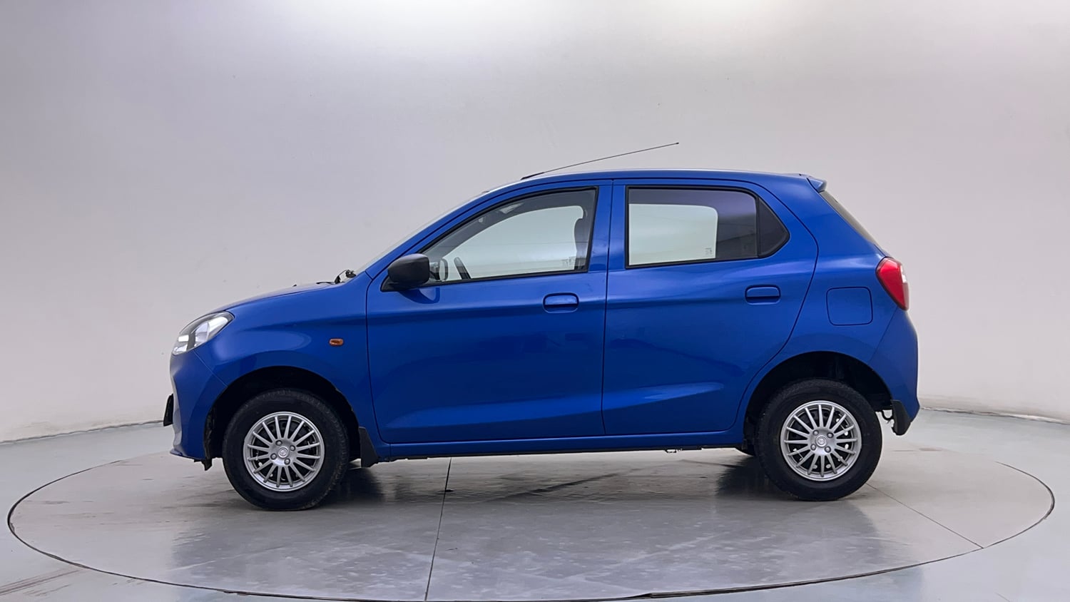 Used 2023 Maruti Suzuki Alto K10 VXi Plus AGS Petrol Automatic exterior LEFT SIDE VIEW
