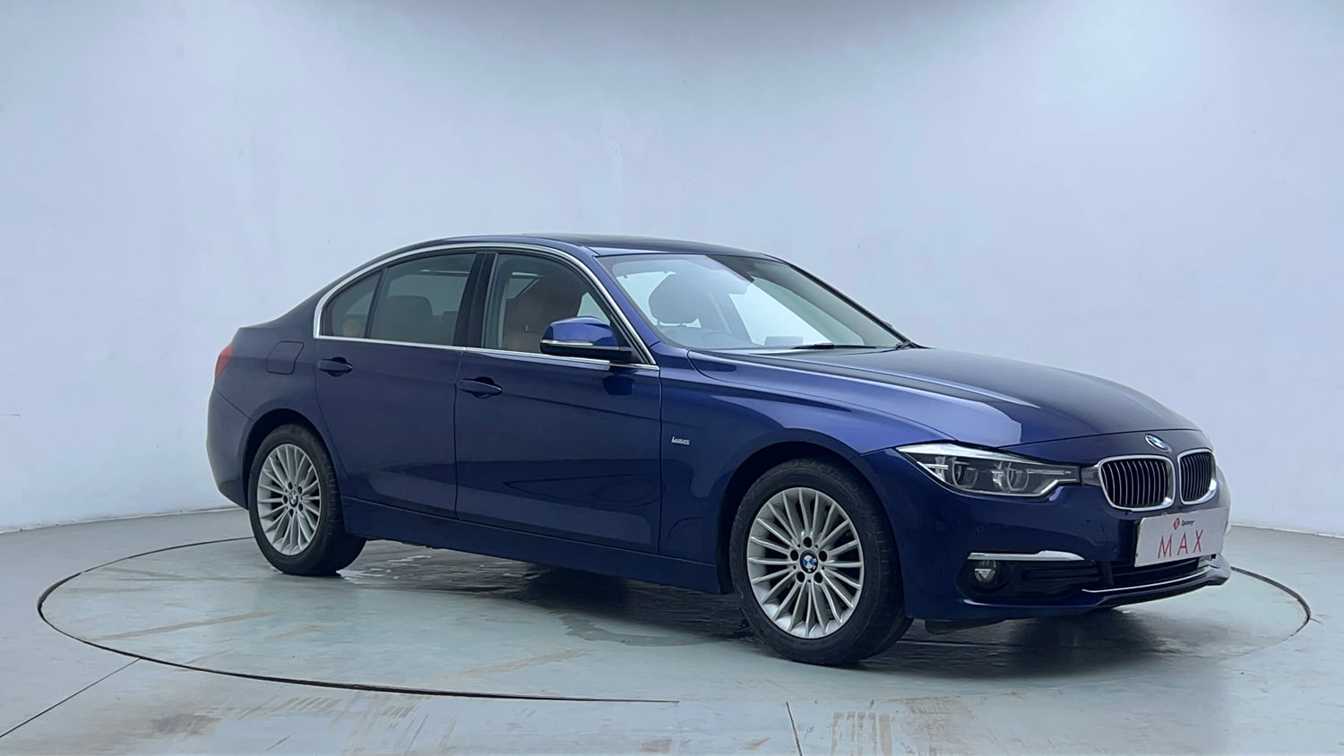 Used 2018 BMW 3 Series 320d Luxury Line Diesel Automatic exterior RIGHT FRONT CORNER VIEW