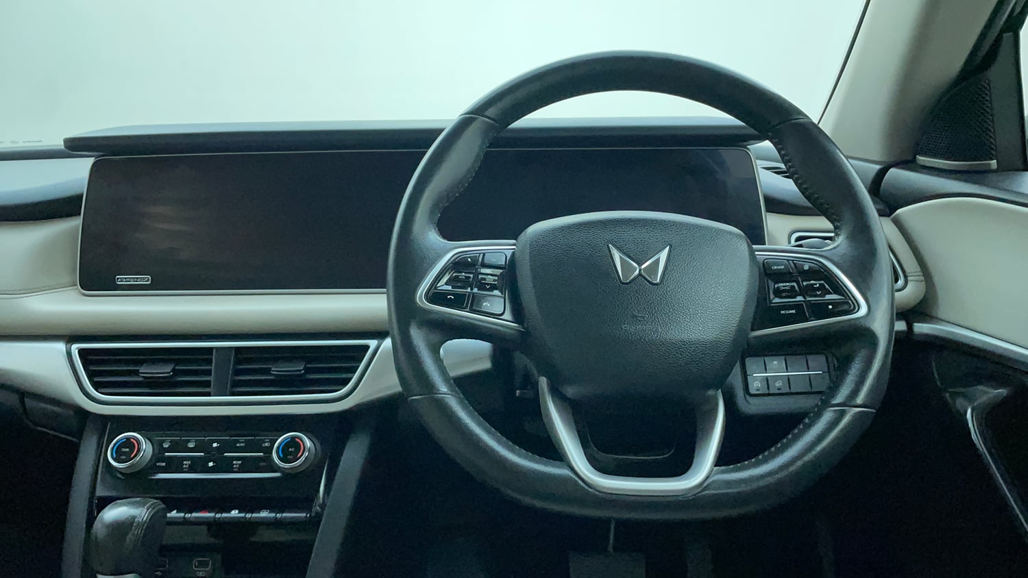 Used 2026 Mahindra XUV700 AX 7 Petrol AT Luxury Pack 7 STR Petrol Automatic interior STEERING VIEW