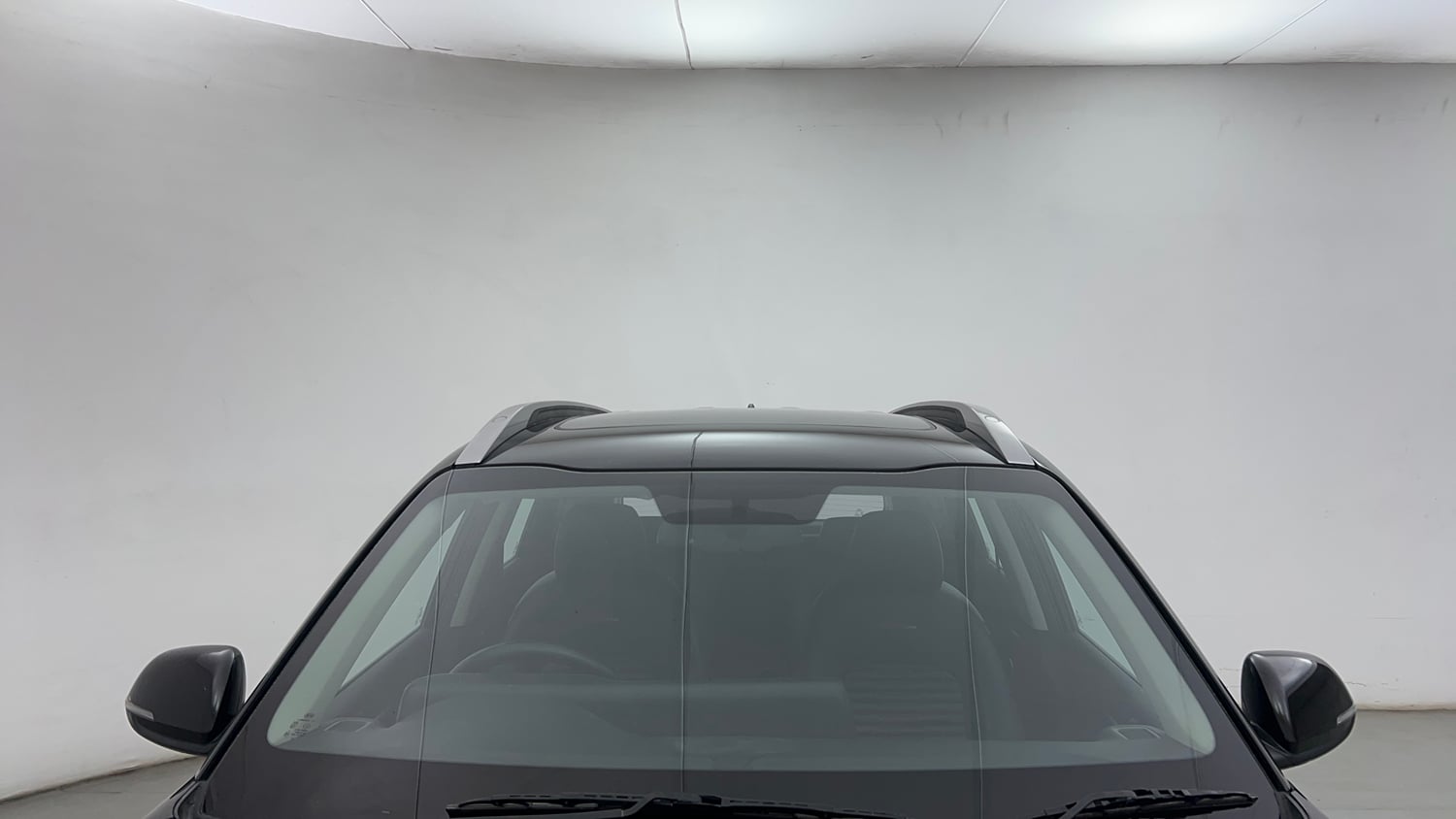 Used 2021 Kia Sonet GTX Plus 1.5 AT Diesel Automatic exterior FRONT WINDSHIELD VIEW
