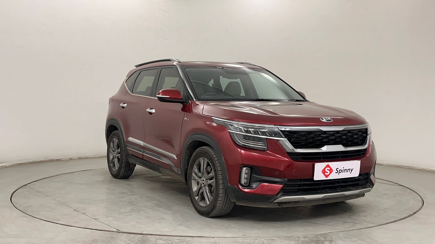 Used 2021 kia Seltos HTX IVT 1.5 Petrol Automatic exterior RIGHT FRONT CORNER VIEW