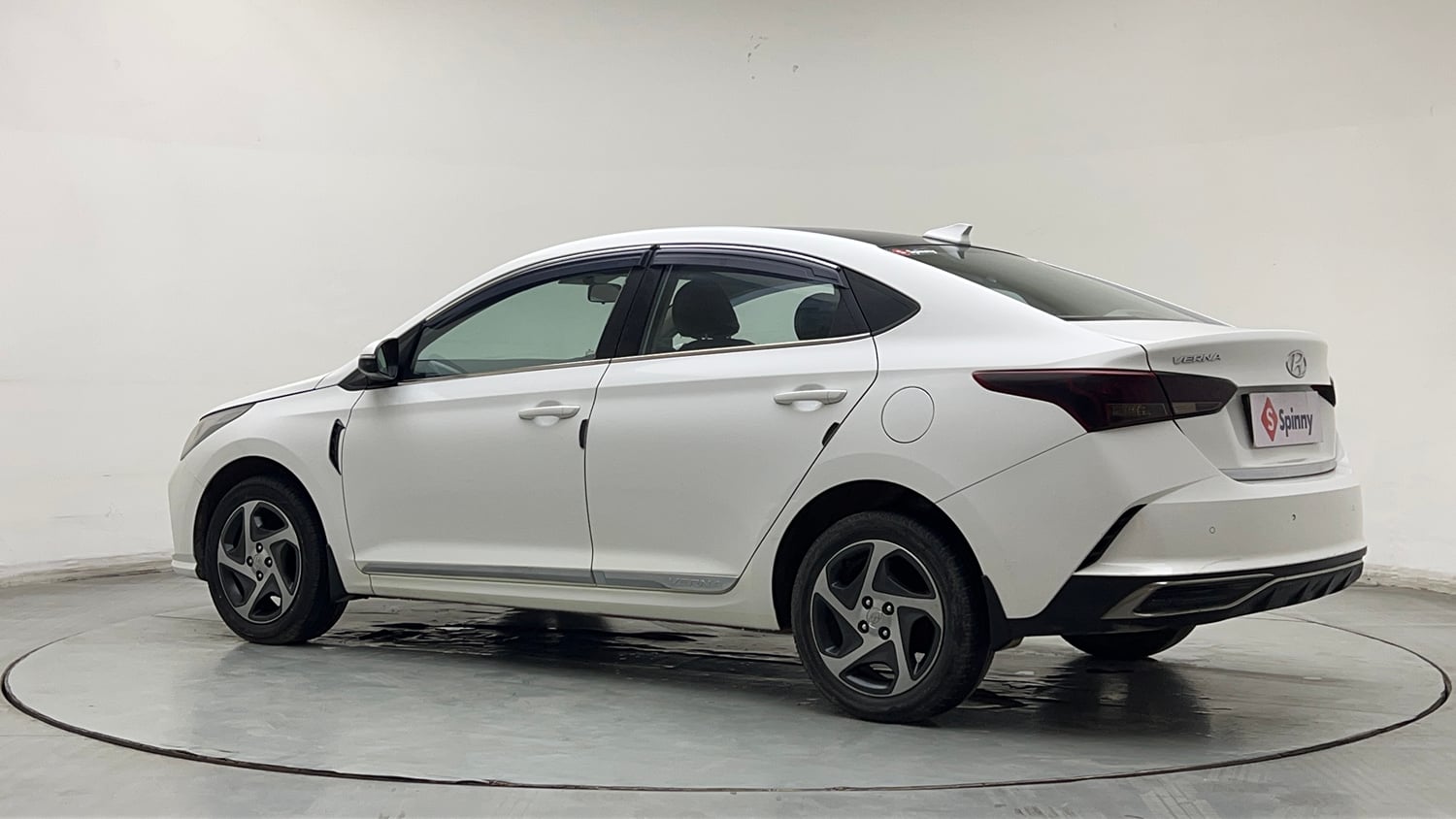 Used 2022 Hyundai Verna S Plus 1.5 VTVT Petrol Manual exterior LEFT REAR CORNER VIEW