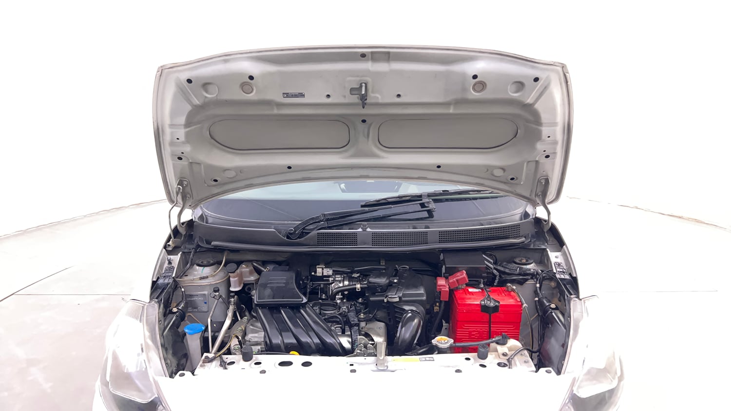 Used 2015 Datsun GO T Petrol Manual engine ENGINE & BONNET OPEN FRONT VIEW