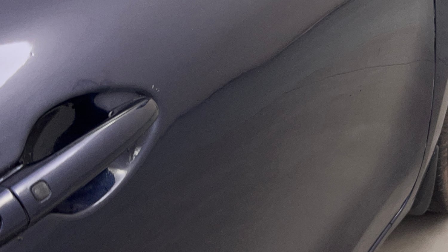 Used 2018 Maruti Suzuki Swift ZXi AMT Petrol Automatic dents MINOR SCRATCH