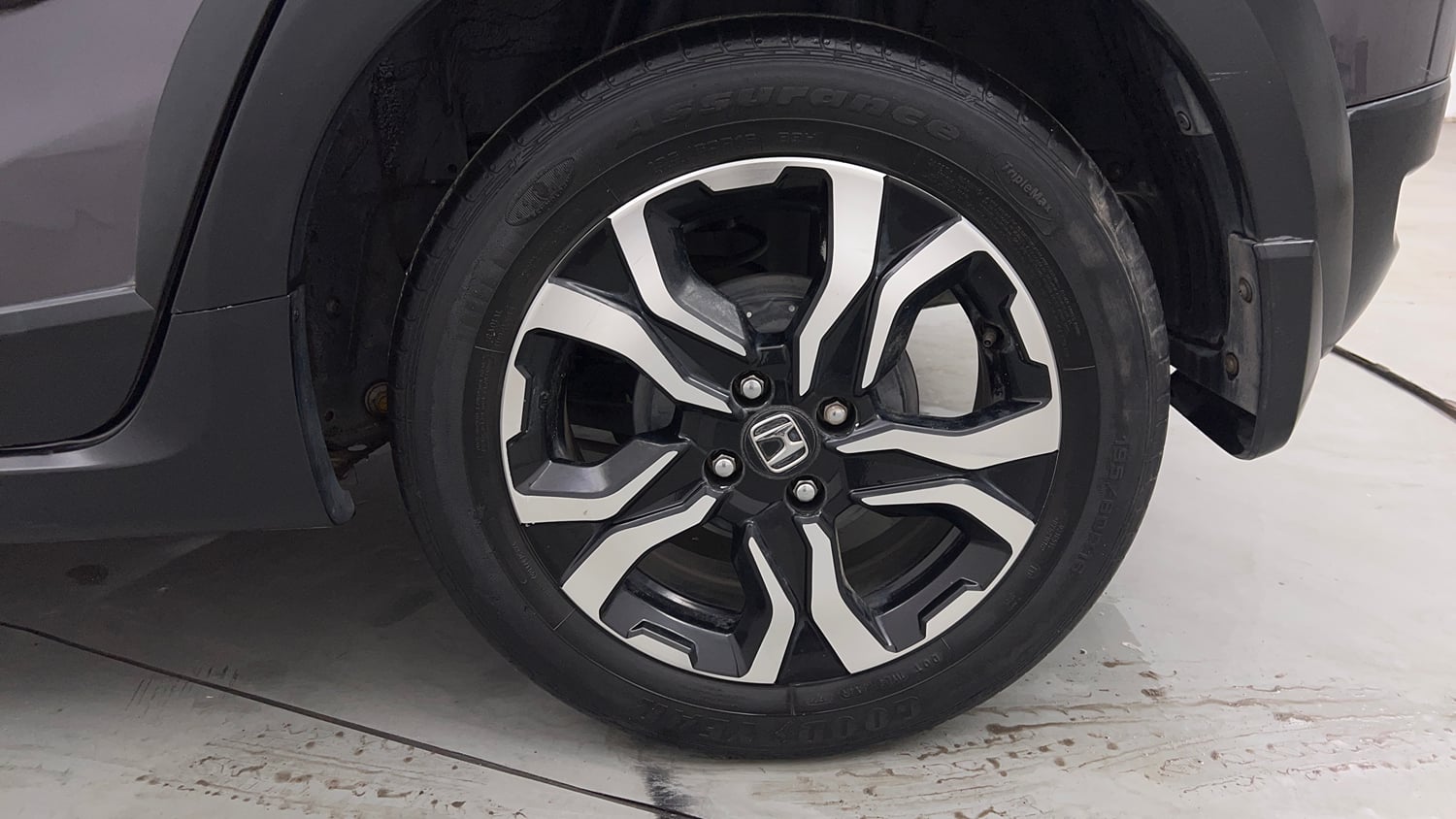 Used 2022 Honda WR-V VX MT Petrol Petrol Manual tyres LEFT REAR TYRE RIM VIEW