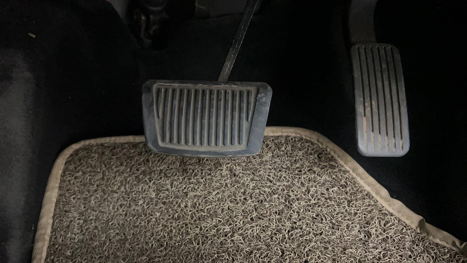 Used 2021 kia Seltos HTX IVT 1.5 Petrol Automatic interior PEDALS VIEW