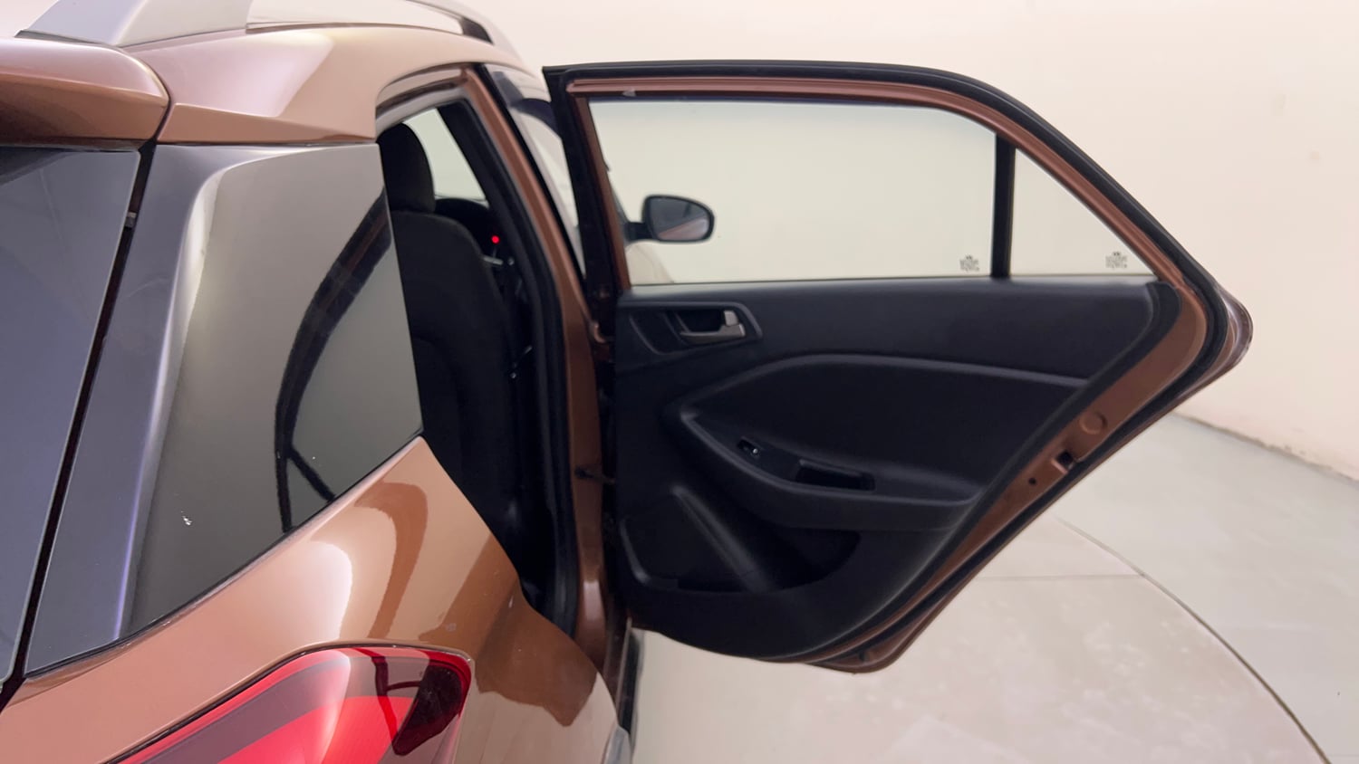 Used 2017 Hyundai i20 Active 1.2 S Petrol Manual interior RIGHT REAR DOOR OPEN VIEW