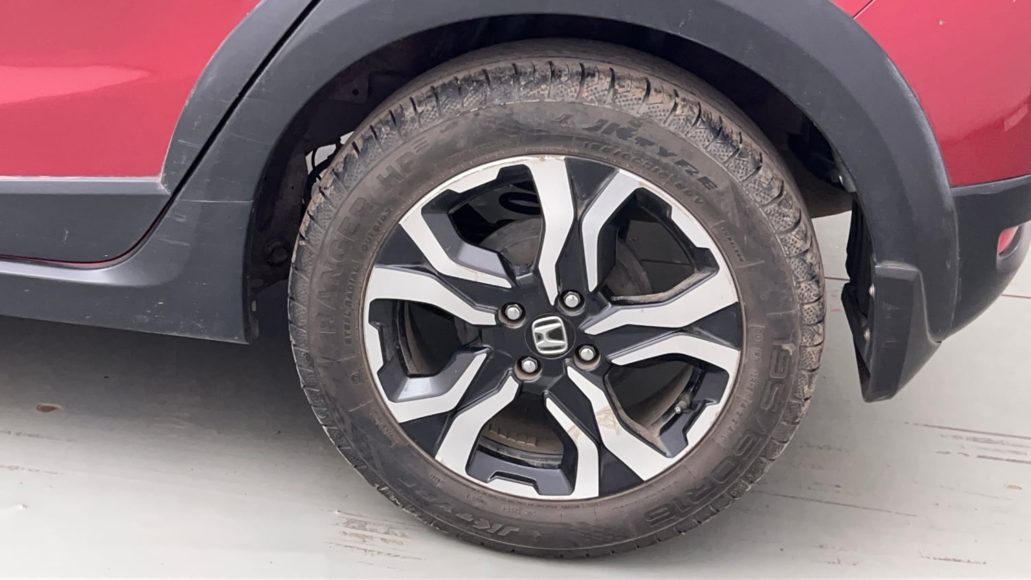 Used 2020 Honda WR-V VX MT Petrol Petrol Manual tyres LEFT REAR TYRE RIM VIEW