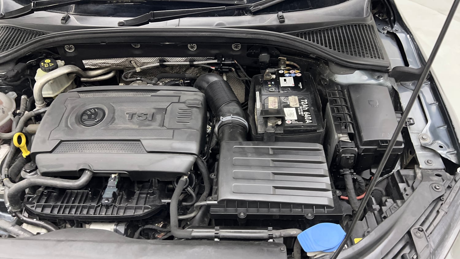 Used 2018 Skoda Octavia 1.8 TSI L&K Petrol Automatic engine ENGINE LEFT SIDE VIEW