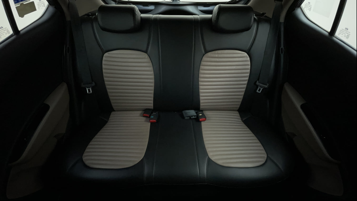 Used 2017 Hyundai Grand i10 Asta 1.2 Kappa VTVT Petrol Manual interior REAR SEAT CONDITION VIEW