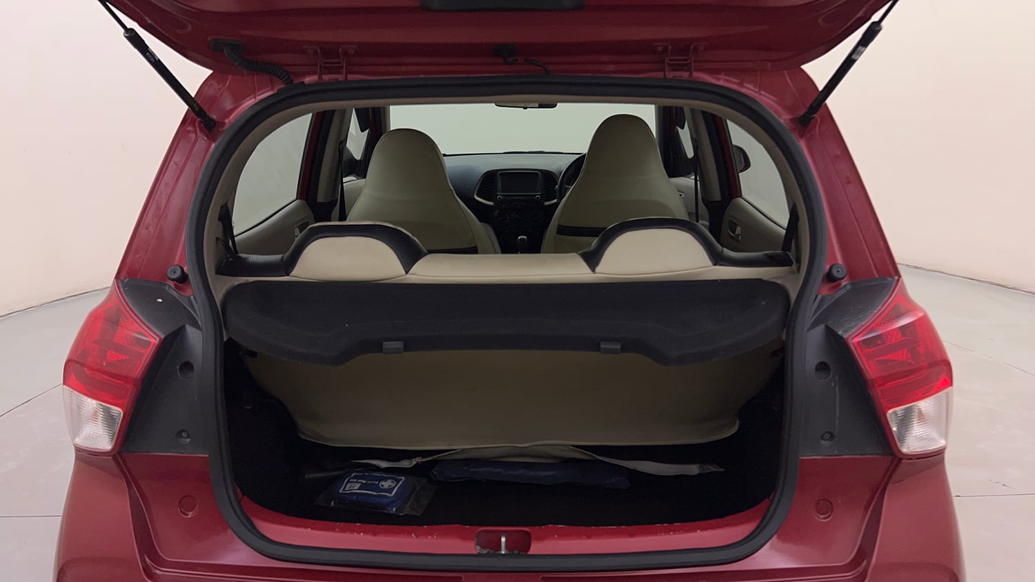 Used 2018 Hyundai Santro Asta Petrol Manual interior DICKY INSIDE VIEW