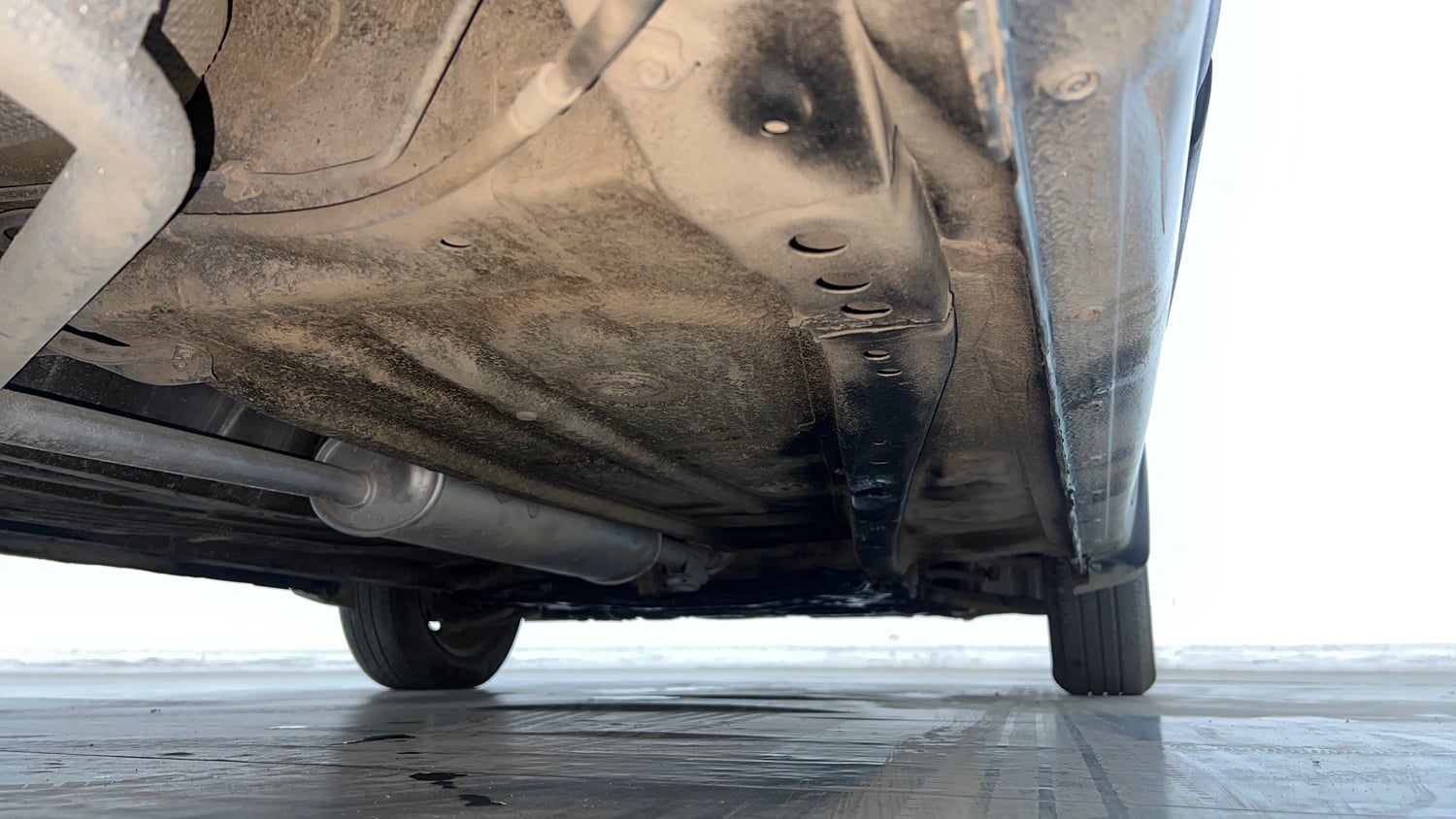 Used 2022 Maruti Suzuki Wagon R VXI 1.0 CNG Cng Manual extra REAR RIGHT UNDERBODY VIEW