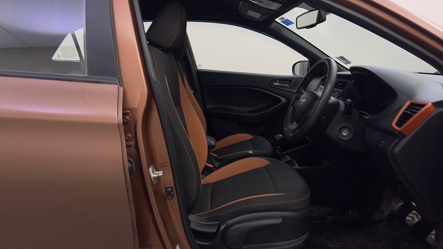 Used 2017 Hyundai i20 Active 1.2 S Petrol Manual interior RIGHT SIDE FRONT DOOR CABIN VIEW