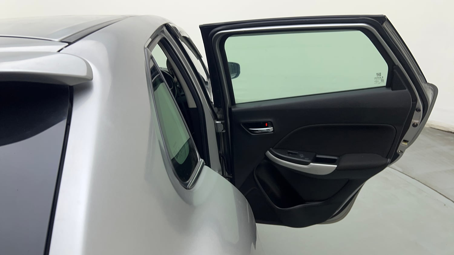 Used 2018 Maruti Suzuki Baleno Zeta 1.2 Petrol Manual interior RIGHT REAR DOOR OPEN VIEW