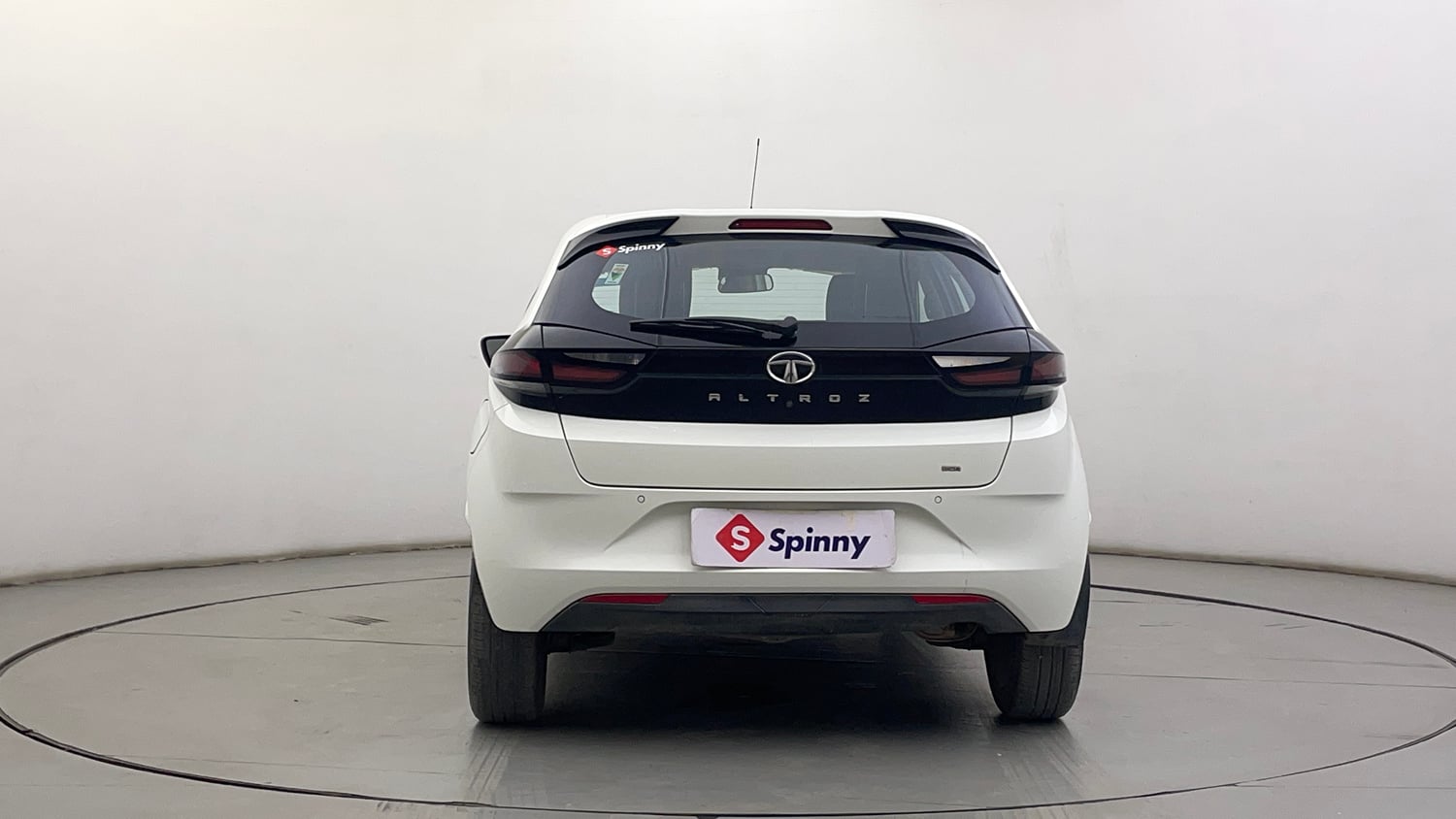 Used 2022 Tata Altroz XZA Petrol Petrol Automatic exterior BACK VIEW