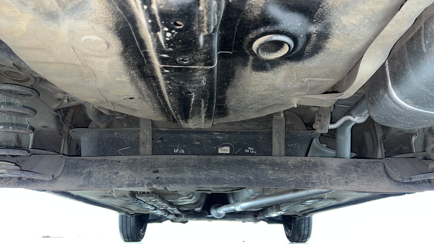 Used 2016 Hyundai Grand i10 Anniversary Edition Petrol Manual extra REAR UNDERBODY VIEW (TAKEN FROM REAR)