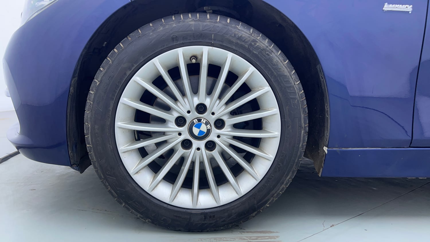 Used 2018 BMW 3 Series 320d Luxury Line Diesel Automatic tyres LEFT FRONT TYRE RIM VIEW