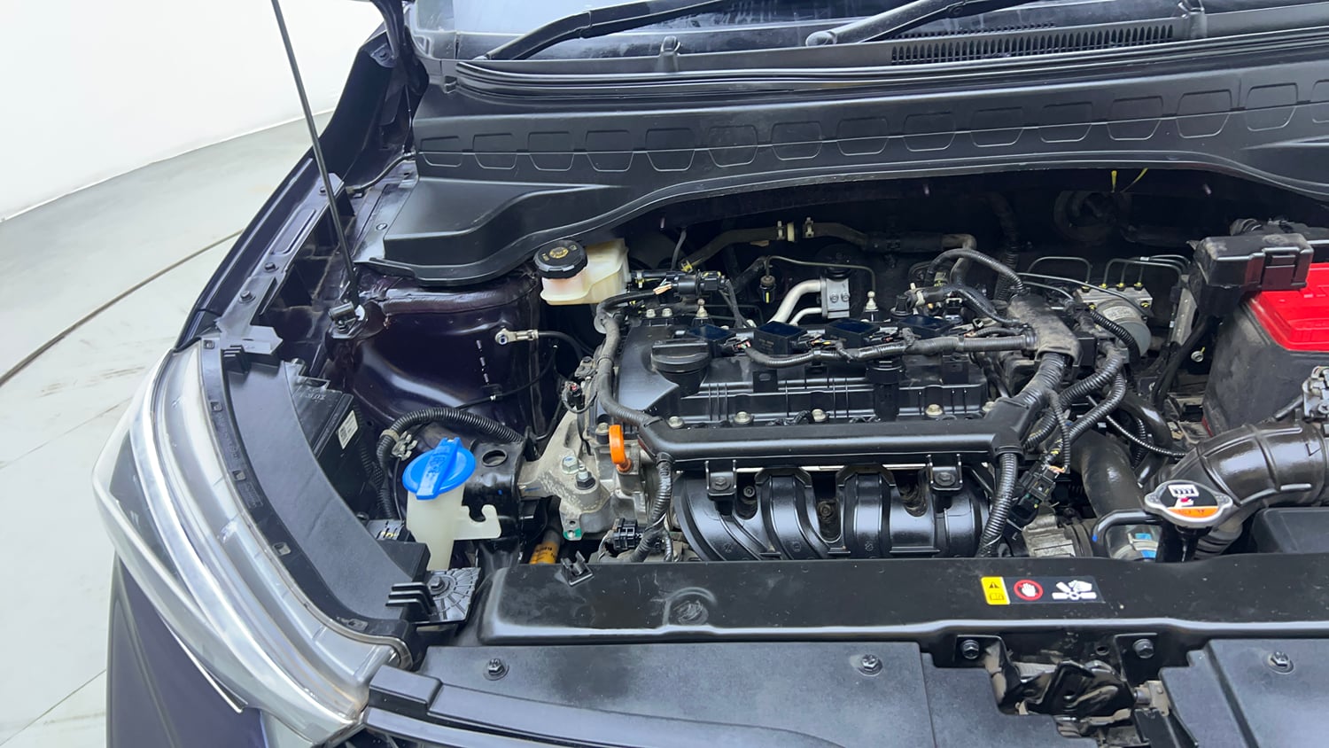 Used 2023 Kia Sonet HTK Plus 1.2 Petrol Manual engine ENGINE RIGHT SIDE VIEW