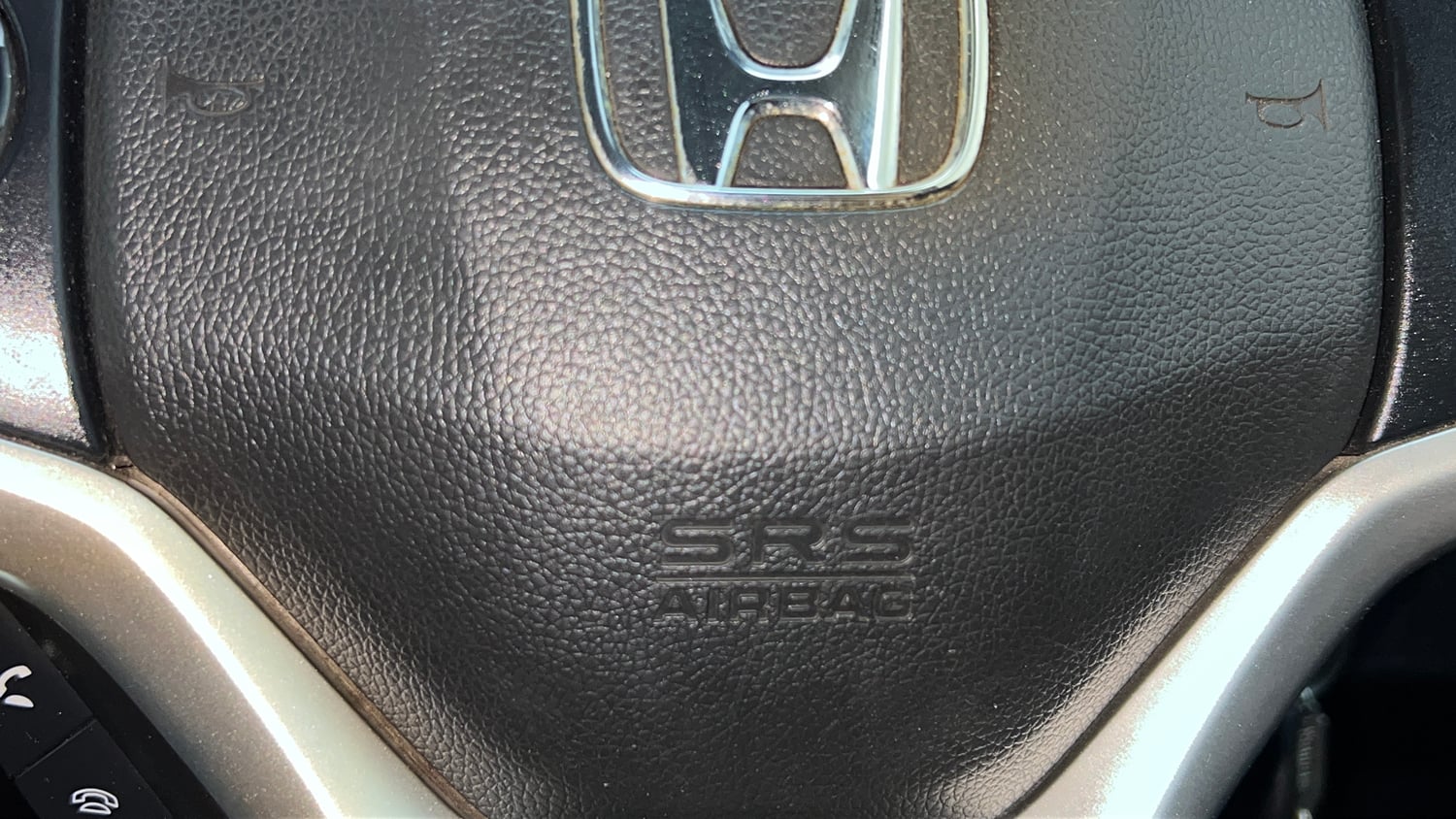Used 2018 Honda WR-V VX MT Petrol Petrol Manual top_features Airbags