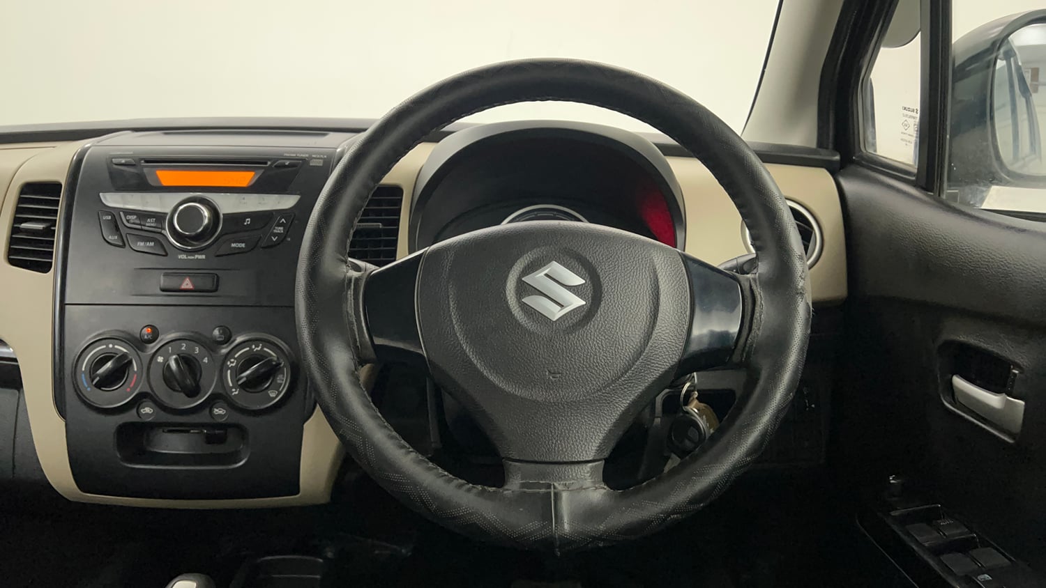 Used 2018 Maruti Suzuki Wagon R 1.0 VXI AMT Petrol Automatic interior STEERING VIEW