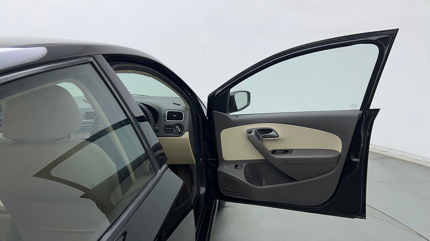 Used 2013 Volkswagen Vento Highline Petrol AT Petrol Automatic interior RIGHT FRONT DOOR OPEN VIEW