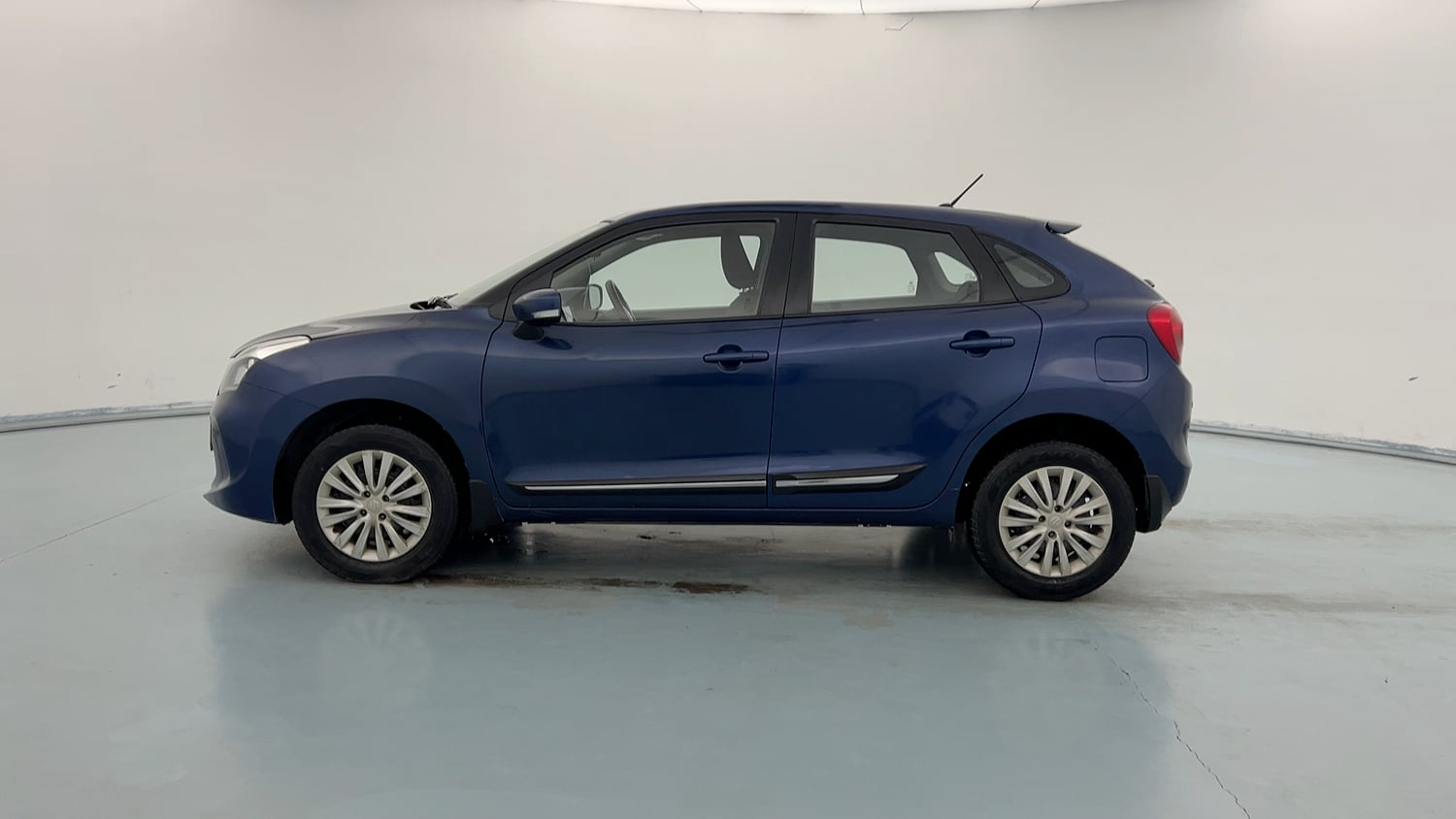 Used 2019 Maruti Suzuki Baleno Delta Petrol Manual exterior LEFT SIDE VIEW