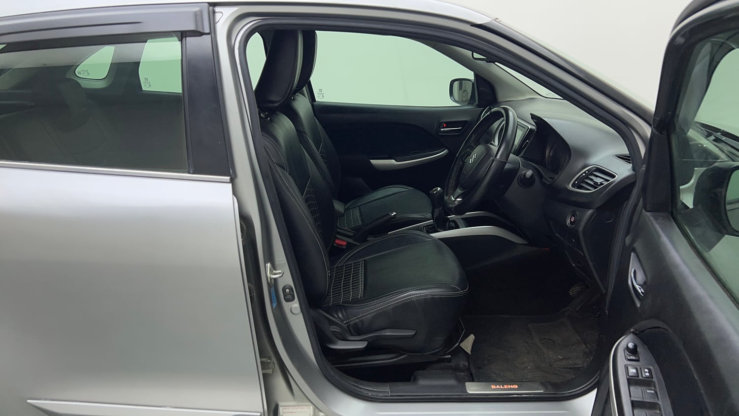 Used 2017 Maruti Suzuki Baleno Alpha 1.2 Petrol Manual interior RIGHT SIDE FRONT DOOR CABIN VIEW