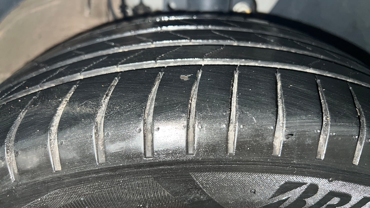 Used 2021 Skoda Rapid Ambition Petrol Manual tyres RIGHT FRONT TYRE TREAD VIEW