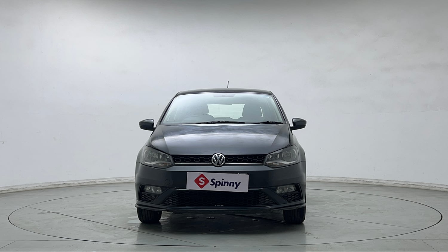 Used 2021 Volkswagen Polo Comfortline 1.0L MPI Petrol Manual exterior FRONT VIEW