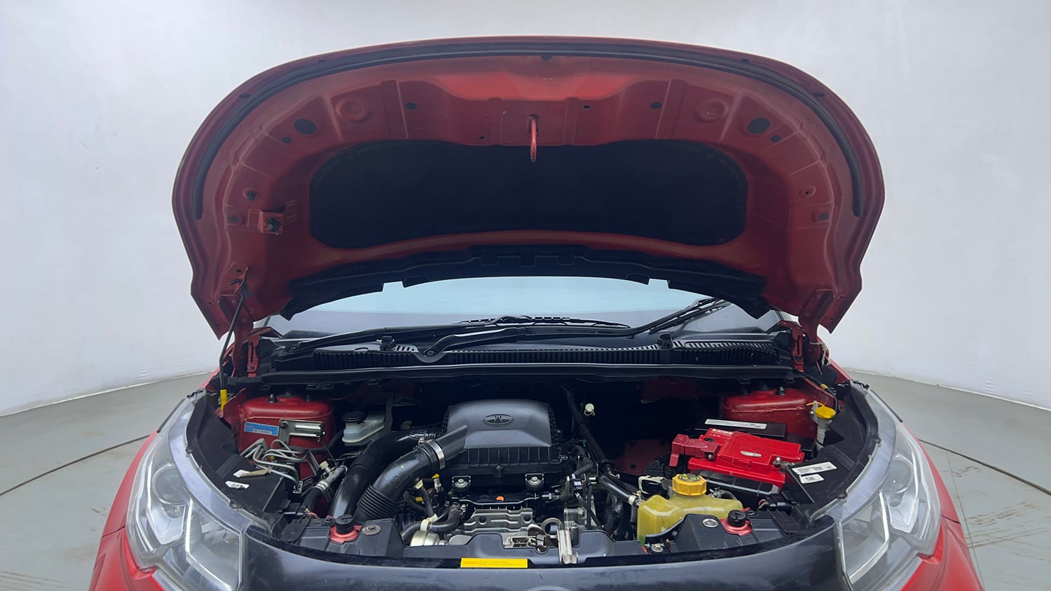 Used 2022 Tata Nexon XM Petrol Manual engine ENGINE & BONNET OPEN FRONT VIEW
