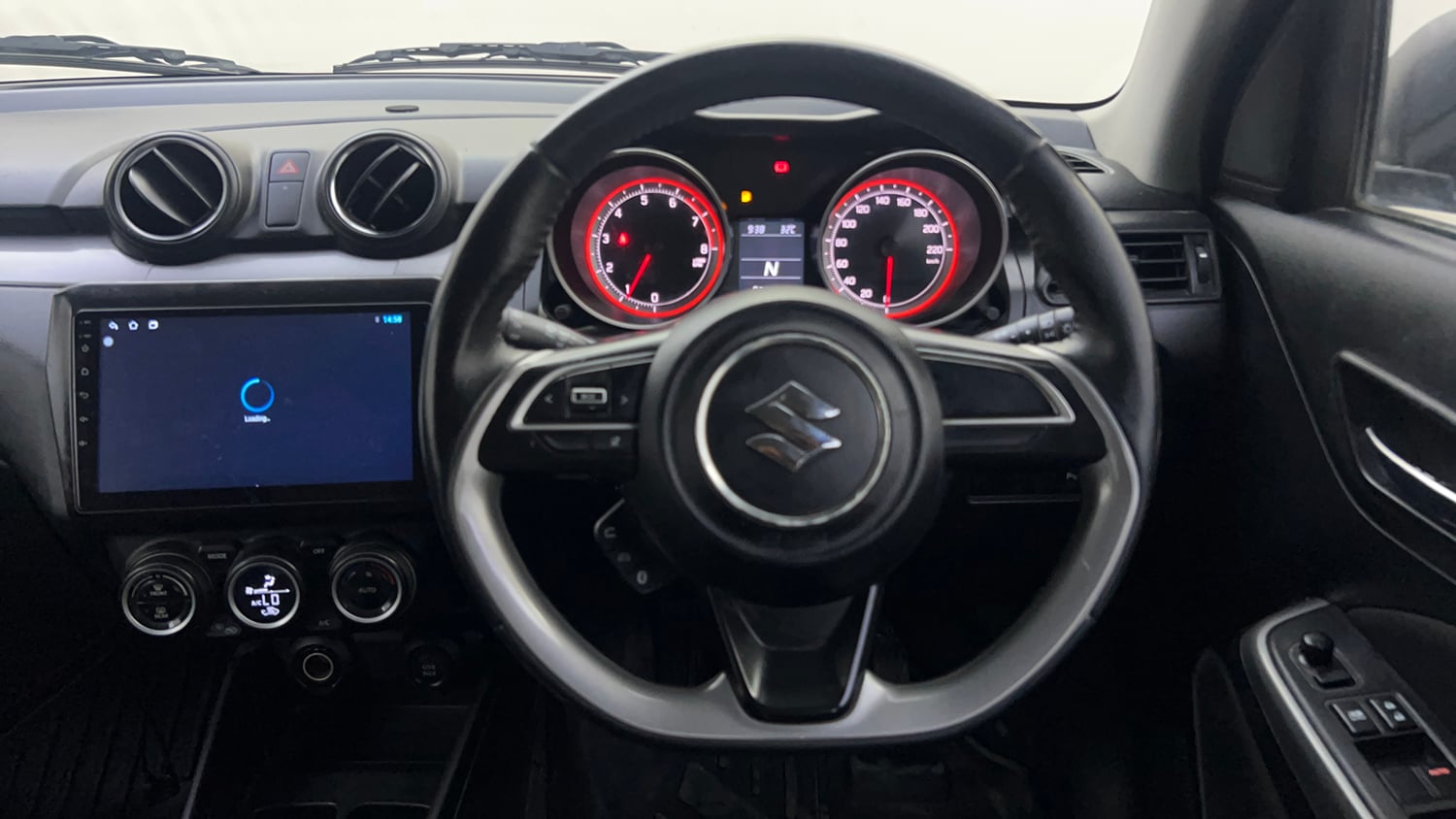 Used 2018 Maruti Suzuki Swift ZXi AMT Petrol Automatic interior STEERING VIEW