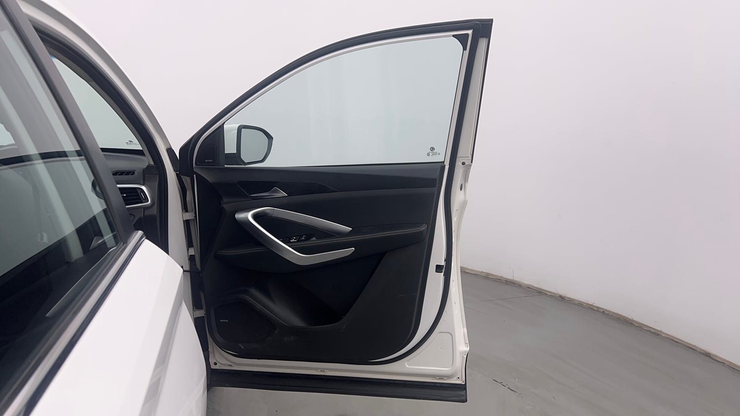 Used 2021 MG Motors Hector Sharp 2.0 Diesel Diesel Manual interior RIGHT FRONT DOOR OPEN VIEW