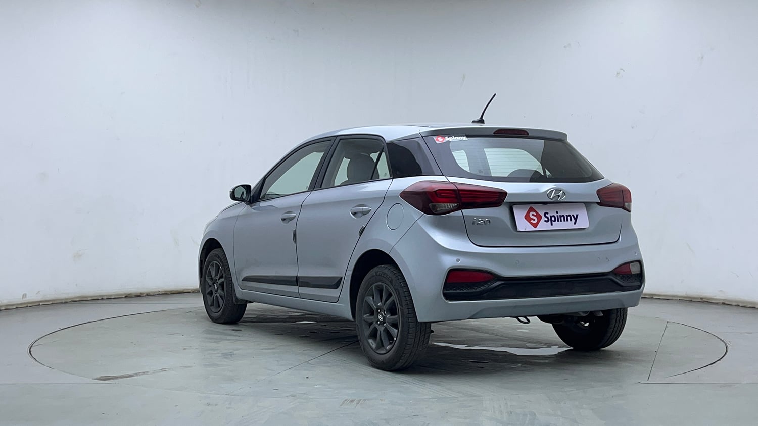 Used 2020 Hyundai Elite i20 Sportz Plus 1.2 Petrol Manual exterior LEFT REAR CORNER VIEW