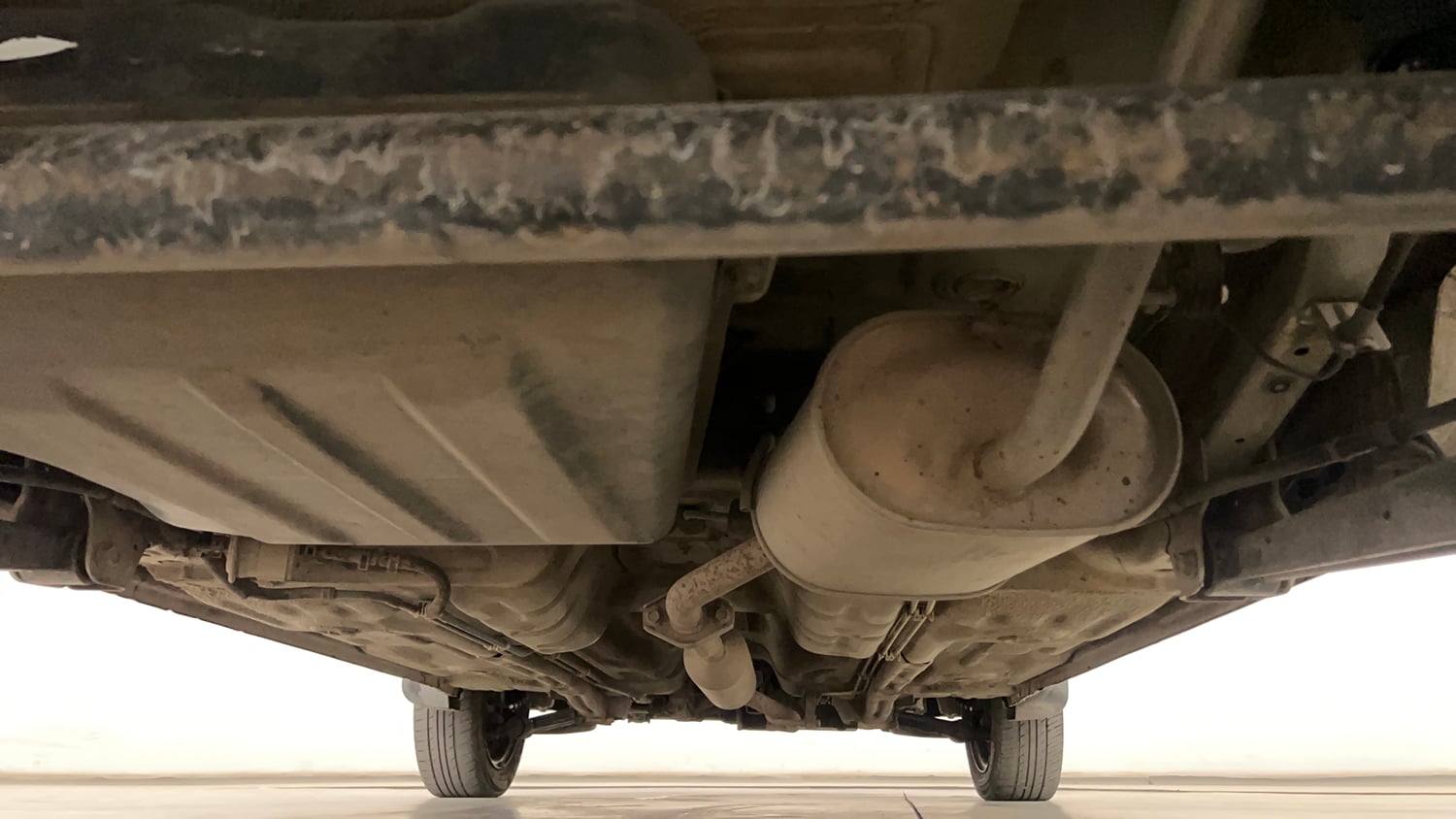 Used 2016 Maruti Suzuki Alto K10 VXi Petrol Manual extra REAR UNDERBODY VIEW (TAKEN FROM REAR)