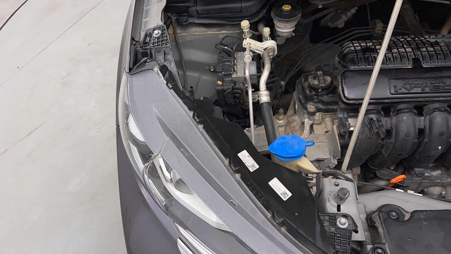 Used 2022 Honda WR-V VX MT Petrol Petrol Manual engine ENGINE RIGHT SIDE VIEW