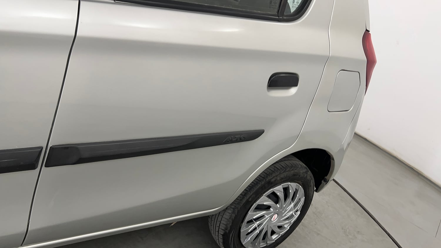 Used 2016 Maruti Suzuki Alto K10 VXi Petrol Manual dents MINOR SCRATCH