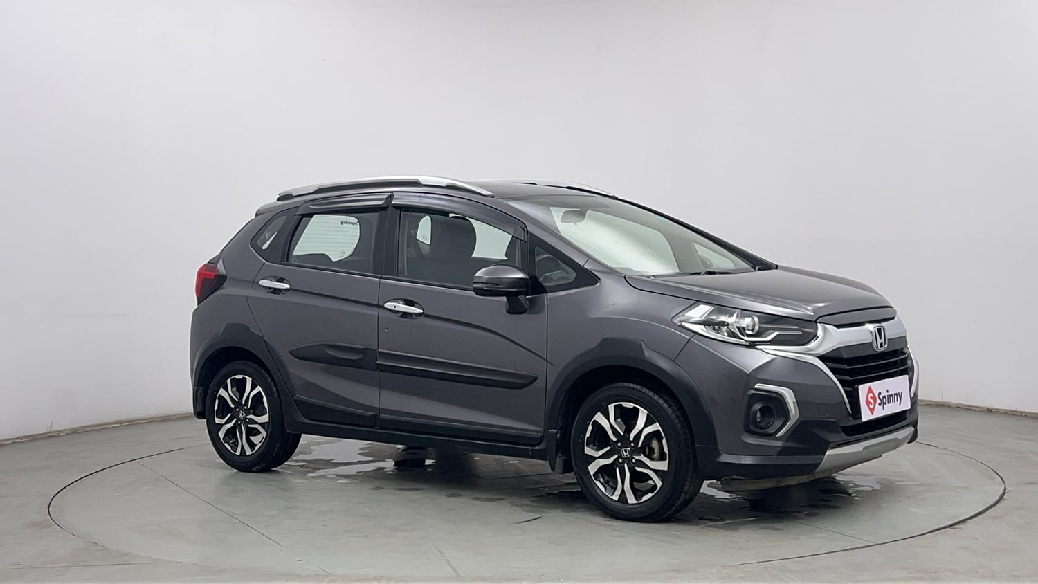 Used 2022 Honda WR-V VX MT Petrol Petrol Manual exterior RIGHT FRONT CORNER VIEW