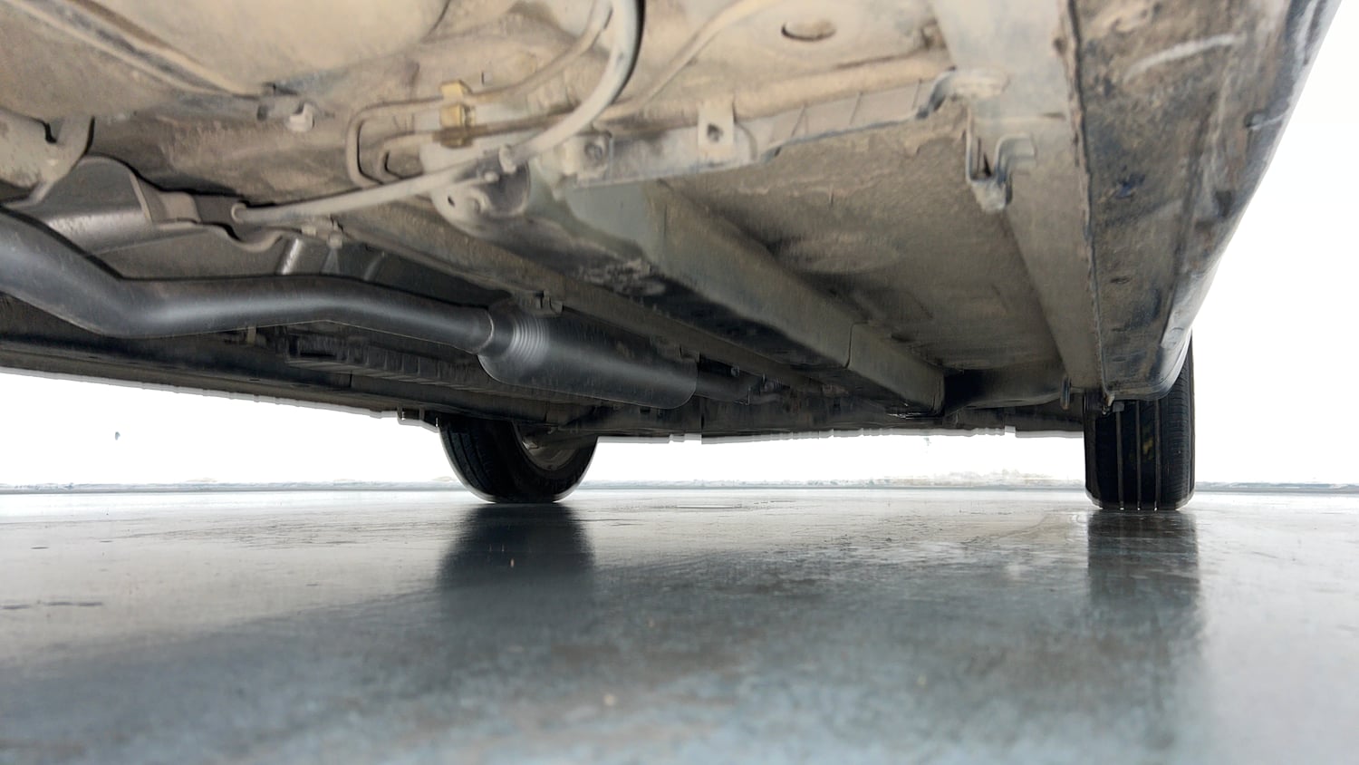 Used 2022 Maruti Suzuki Ciaz Zeta 1.5 Petrol Manual extra REAR RIGHT UNDERBODY VIEW