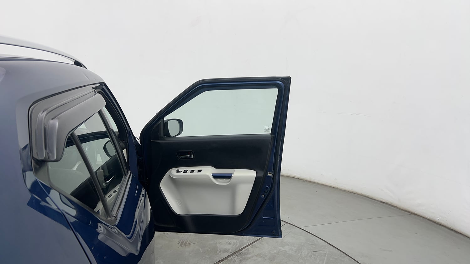 Used 2020 Maruti Suzuki Ignis Zeta 1.2 AMT Petrol Automatic interior RIGHT FRONT DOOR OPEN VIEW